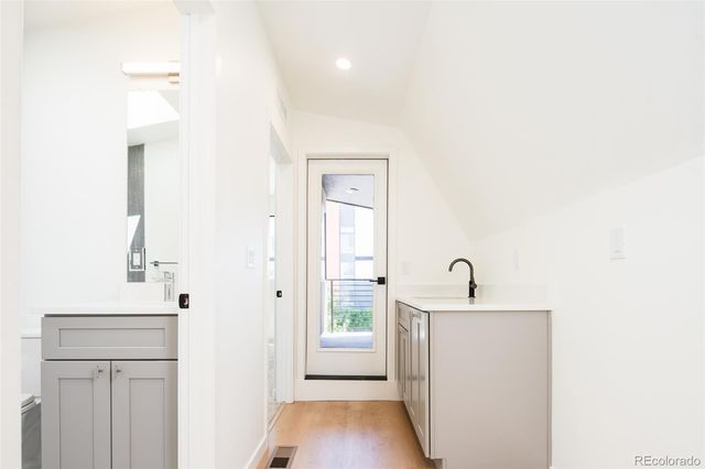 263 S Jackson Street, Denver, CO 80209