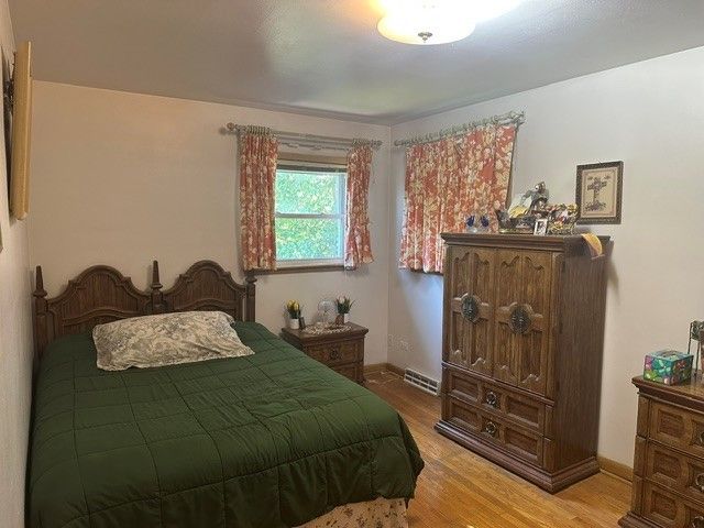 6034 N Bernard Street, Chicago, IL 60659