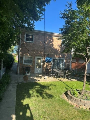 6034 N Bernard Street, Chicago, IL 60659