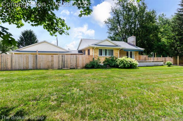 7272 N Lapeer Road, Rich Township, MI 48435