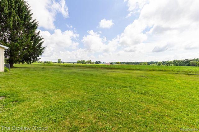 7272 N Lapeer Road, Rich Township, MI 48435