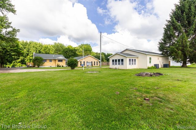 7272 N Lapeer Road, Rich Township, MI 48435