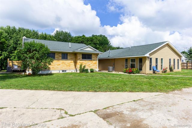 7272 N Lapeer Road, Rich Township, MI 48435