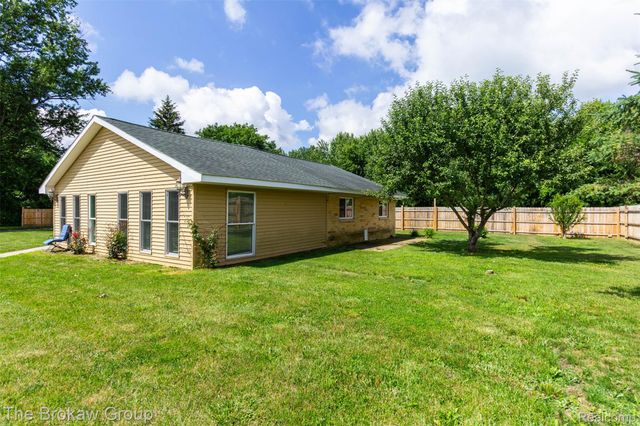7272 N Lapeer Road, Rich Township, MI 48435