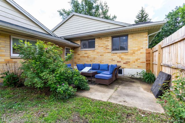 7272 N Lapeer Road, Rich Township, MI 48435