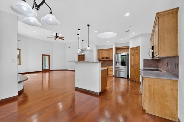 236 Anna Maria Place SW, Albuquerque, NM 87105
