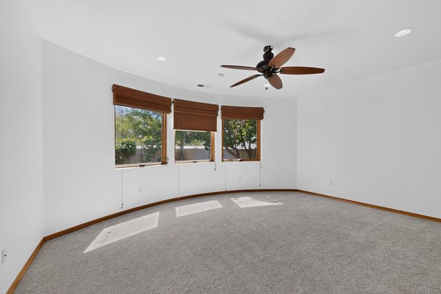 236 Anna Maria Place SW, Albuquerque, NM 87105