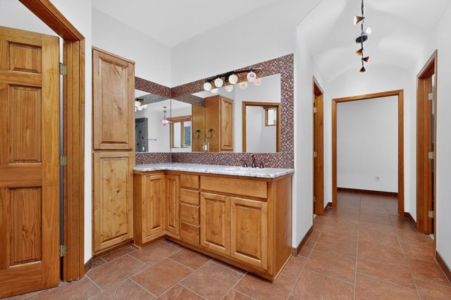 236 Anna Maria Place SW, Albuquerque, NM 87105