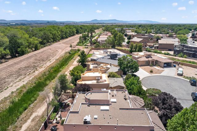 236 Anna Maria Place SW, Albuquerque, NM 87105