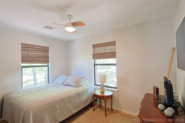 424808 E 1166 Road, Eufaula, OK 74432