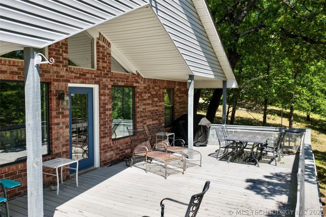424808 E 1166 Road, Eufaula, OK 74432