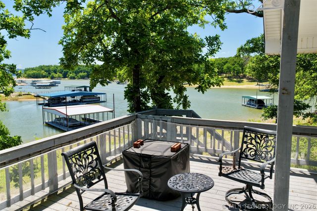 424808 E 1166 Road, Eufaula, OK 74432