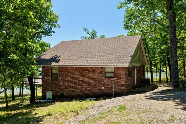 424808 E 1166 Road, Eufaula, OK 74432