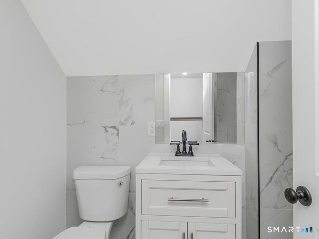 201 Lewis Street, Bridgeport, CT 06605