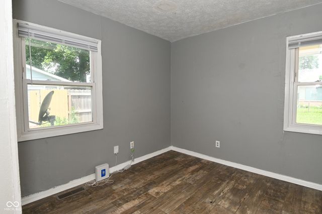 4802 W 30th Street, Indianapolis, IN 46224