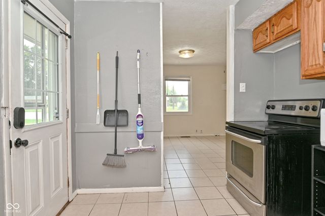 4802 W 30th Street, Indianapolis, IN 46224