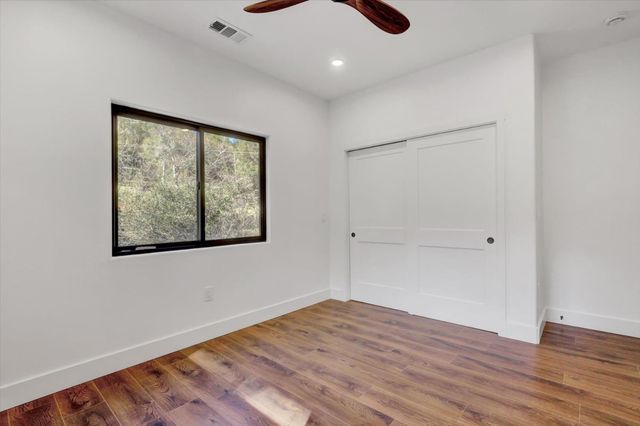 12545 Wolf Rd, Grass Valley, CA 95949