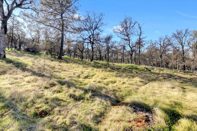 12545 Wolf Rd, Grass Valley, CA 95949