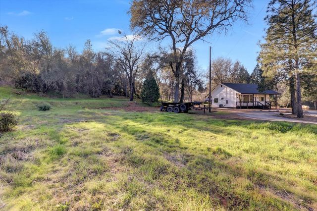 12545 Wolf Rd, Grass Valley, CA 95949