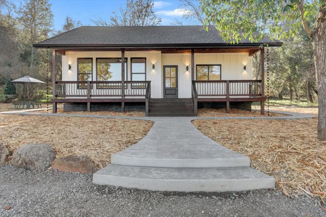 12545 Wolf Rd, Grass Valley, CA 95949