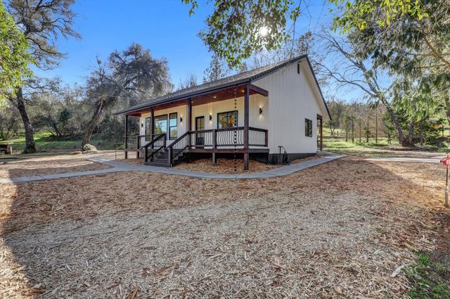 12545 Wolf Rd, Grass Valley, CA 95949