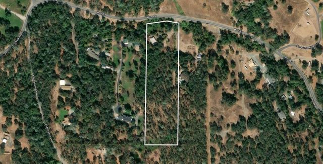 12545 Wolf Rd, Grass Valley, CA 95949