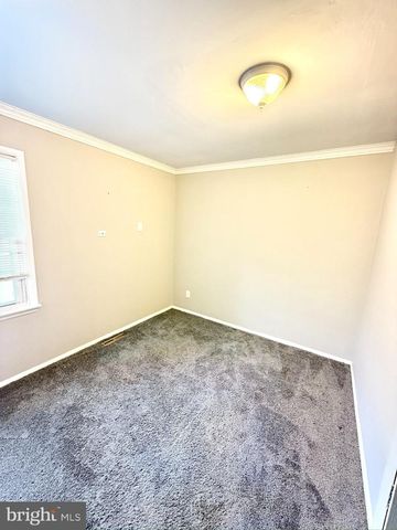 1215 KENT, Gwynn Oak, MD 21207