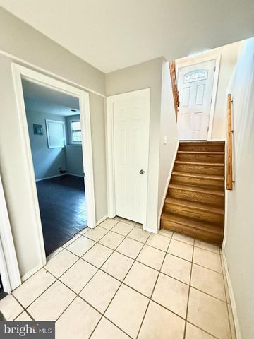 1215 KENT, Gwynn Oak, MD 21207