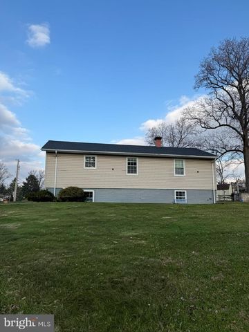 1215 KENT, Gwynn Oak, MD 21207