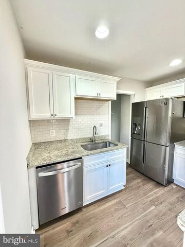 1215 KENT, Gwynn Oak, MD 21207