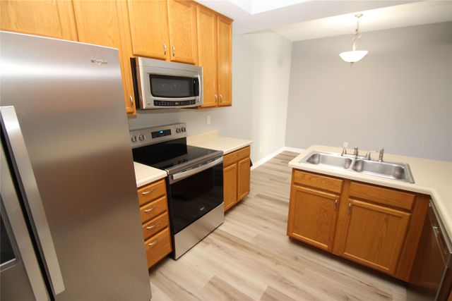 2108 NW Ashton Lane 5, Ankeny, IA 50023