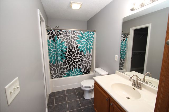 2108 NW Ashton Lane 5, Ankeny, IA 50023