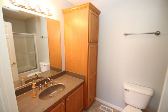 2108 NW Ashton Lane 5, Ankeny, IA 50023