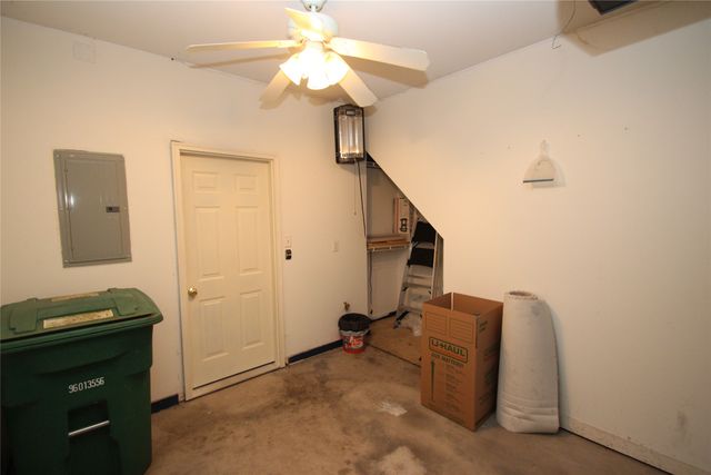 2108 NW Ashton Lane 5, Ankeny, IA 50023