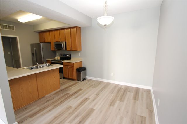 2108 NW Ashton Lane 5, Ankeny, IA 50023