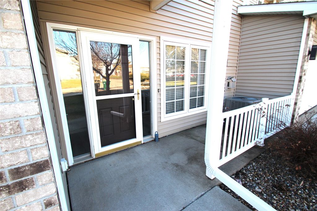 2108 NW Ashton Lane 5, Ankeny, IA 50023