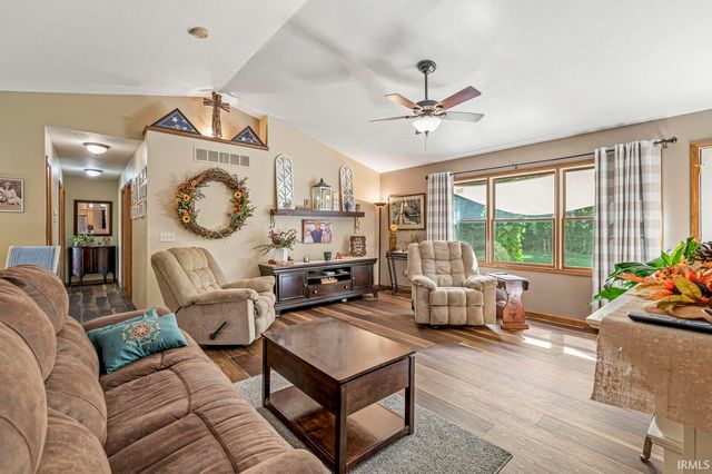 30336 Wynd Tree Boulevard, Elkhart, IN 46516