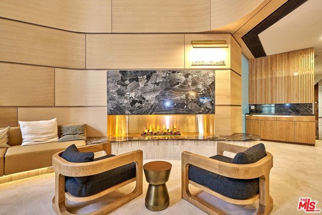 1100 Wilshire Boulevard 2108, Los Angeles, CA 90017