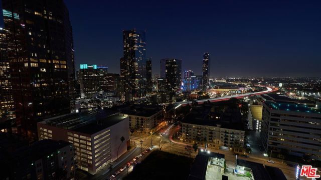 1100 Wilshire Boulevard 2108, Los Angeles, CA 90017
