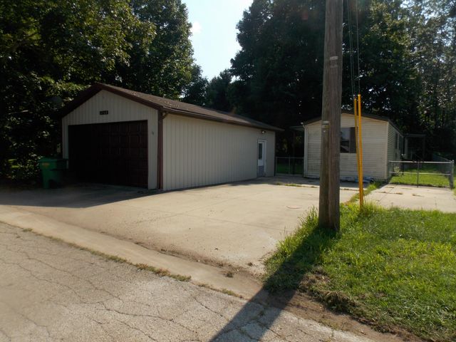 1168 Shady Shores Drive, Howard Twp, MI 49120