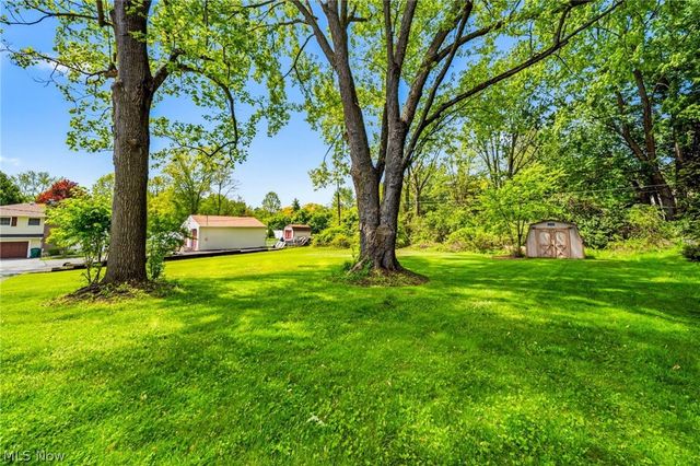 202 Briar Hill Drive, Painesville Twp, OH 44077