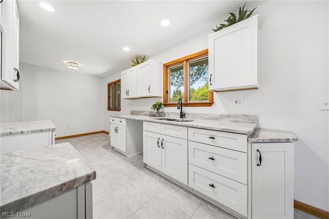 202 Briar Hill Drive, Painesville Twp, OH 44077