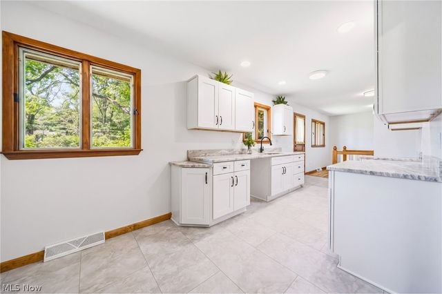202 Briar Hill Drive, Painesville Twp, OH 44077