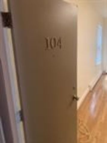 49 South Huntington 104, Boston, MA 02130