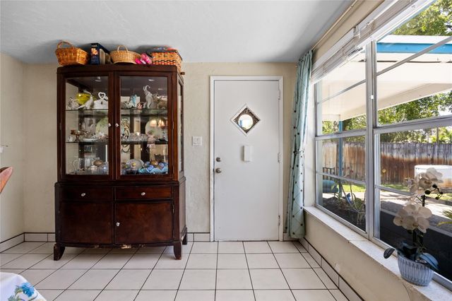 1617 Dewey, Hollywood, FL 33020