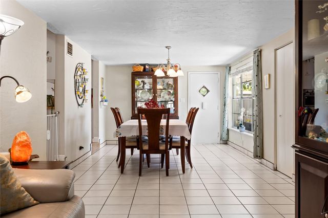1617 Dewey, Hollywood, FL 33020