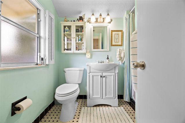 1617 Dewey, Hollywood, FL 33020