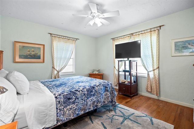 1617 Dewey, Hollywood, FL 33020