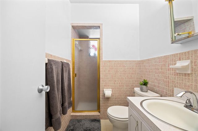 1617 Dewey, Hollywood, FL 33020