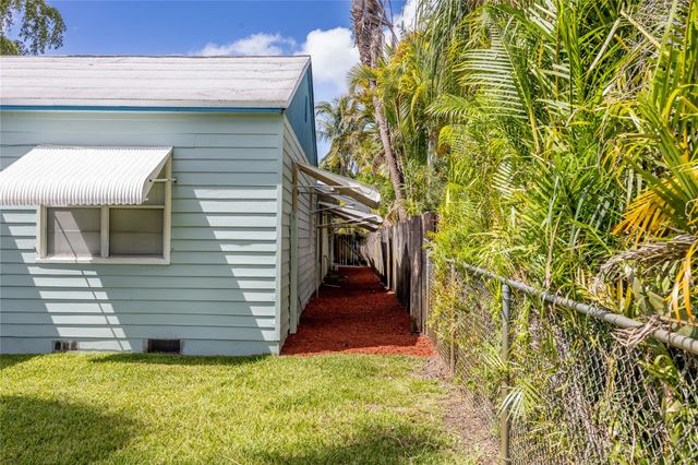 1617 Dewey, Hollywood, FL 33020